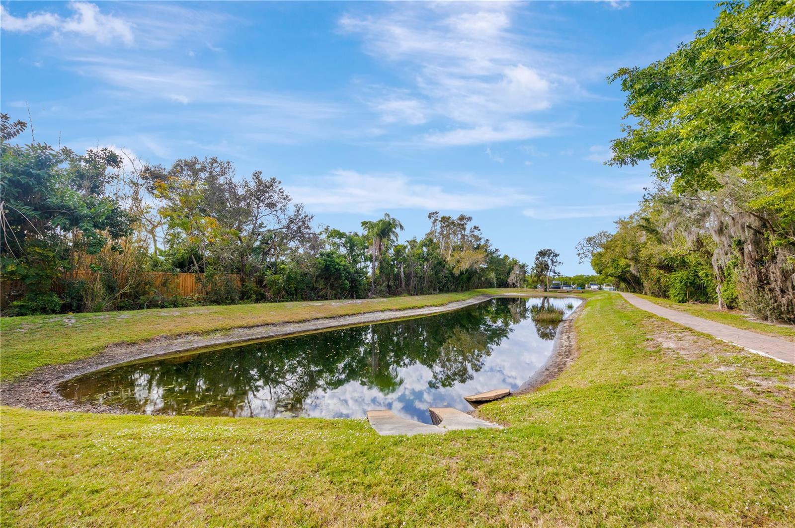 PORTOFINO ON THE BAY - Land
