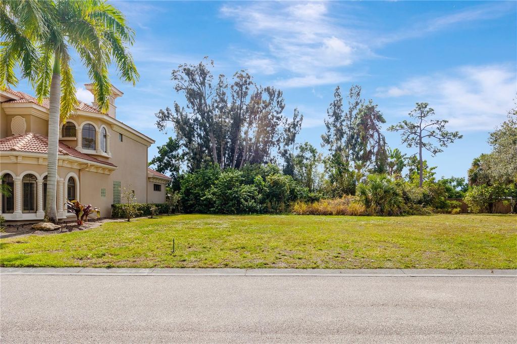 Photo of 1750 Assisi Drive #6, Sarasota, FL 34231 (MLS # T3549571)