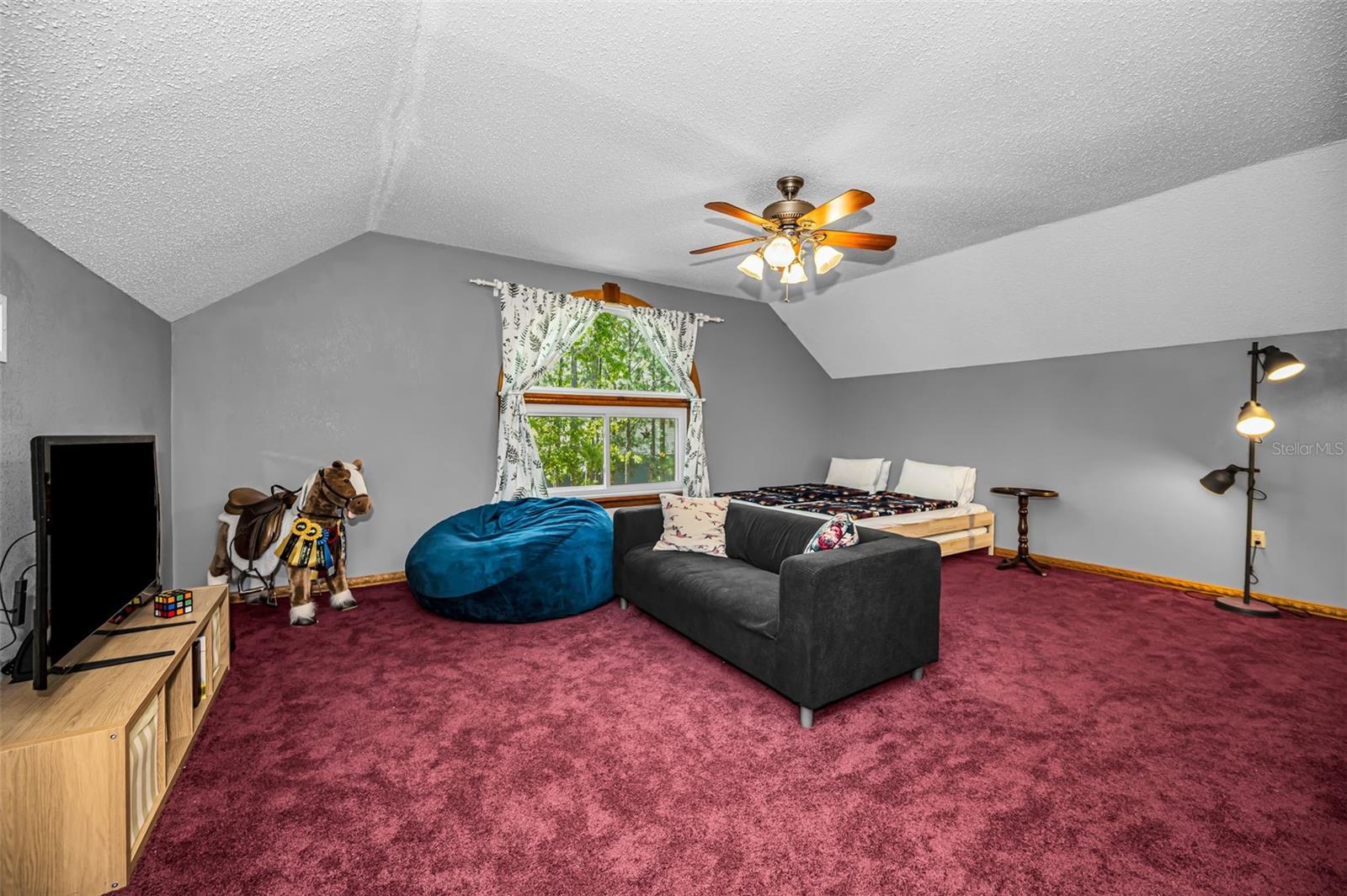 REDEKER - CLASS 1 SUB - Residential