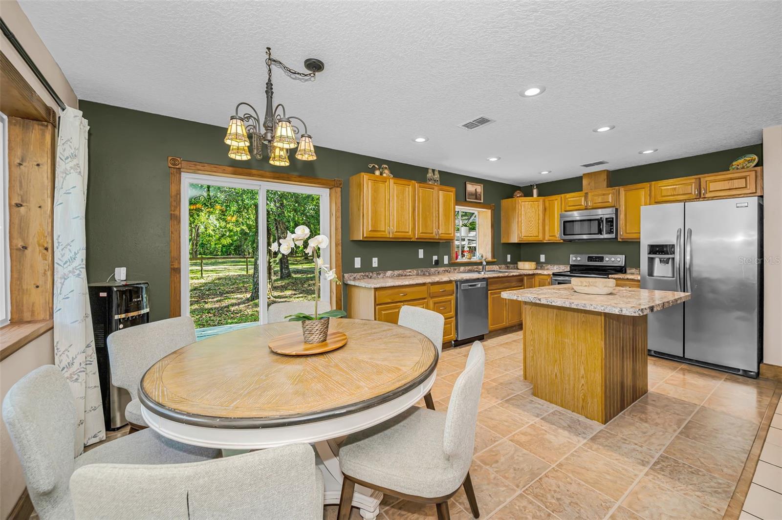 REDEKER - CLASS 1 SUB - Residential