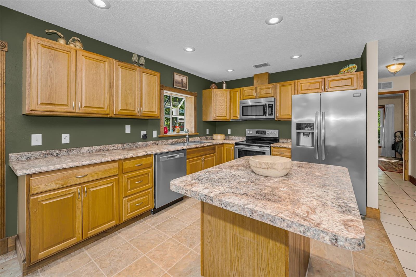 REDEKER - CLASS 1 SUB - Residential