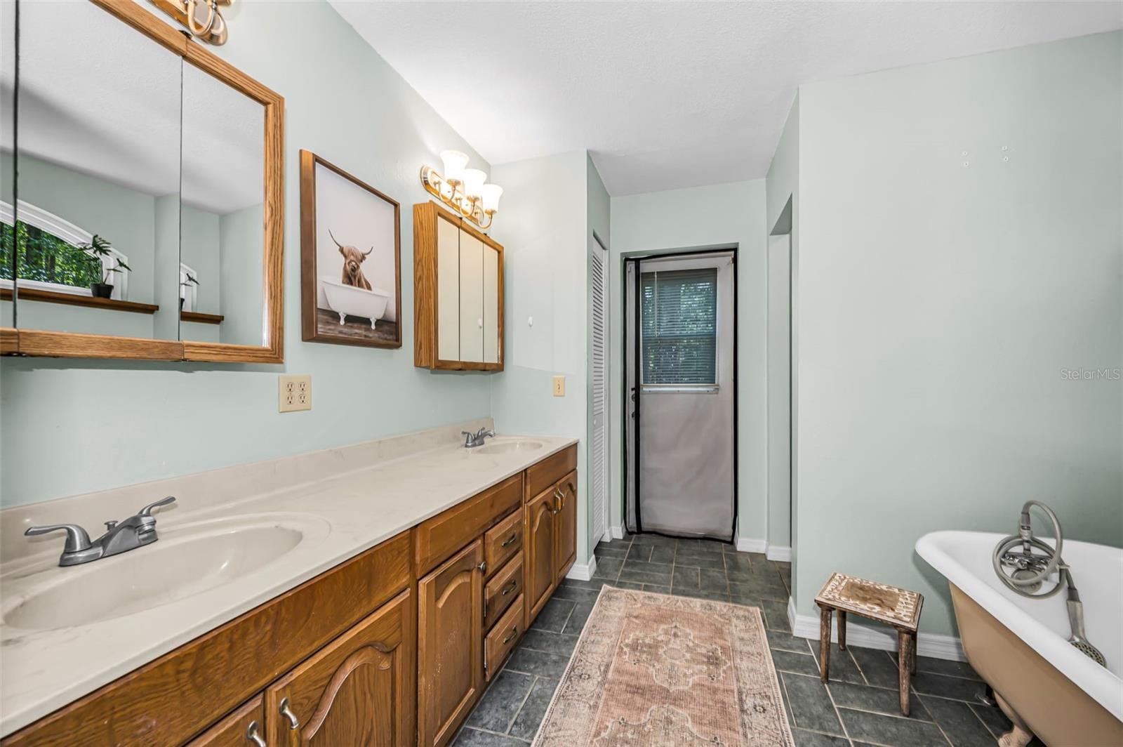 REDEKER - CLASS 1 SUB - Residential