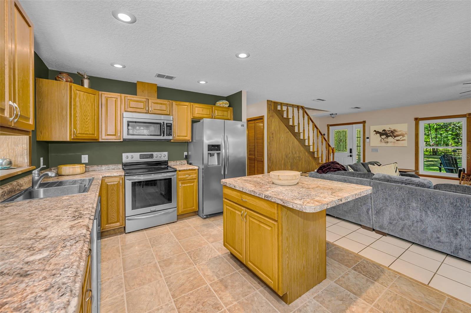 REDEKER - CLASS 1 SUB - Residential