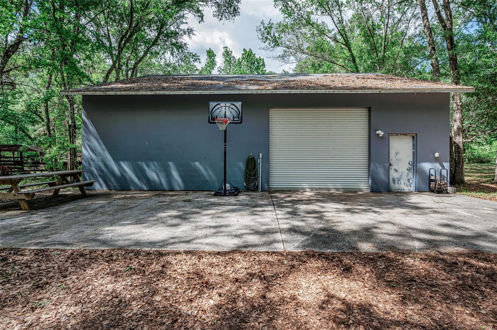 REDEKER - CLASS 1 SUB - Residential