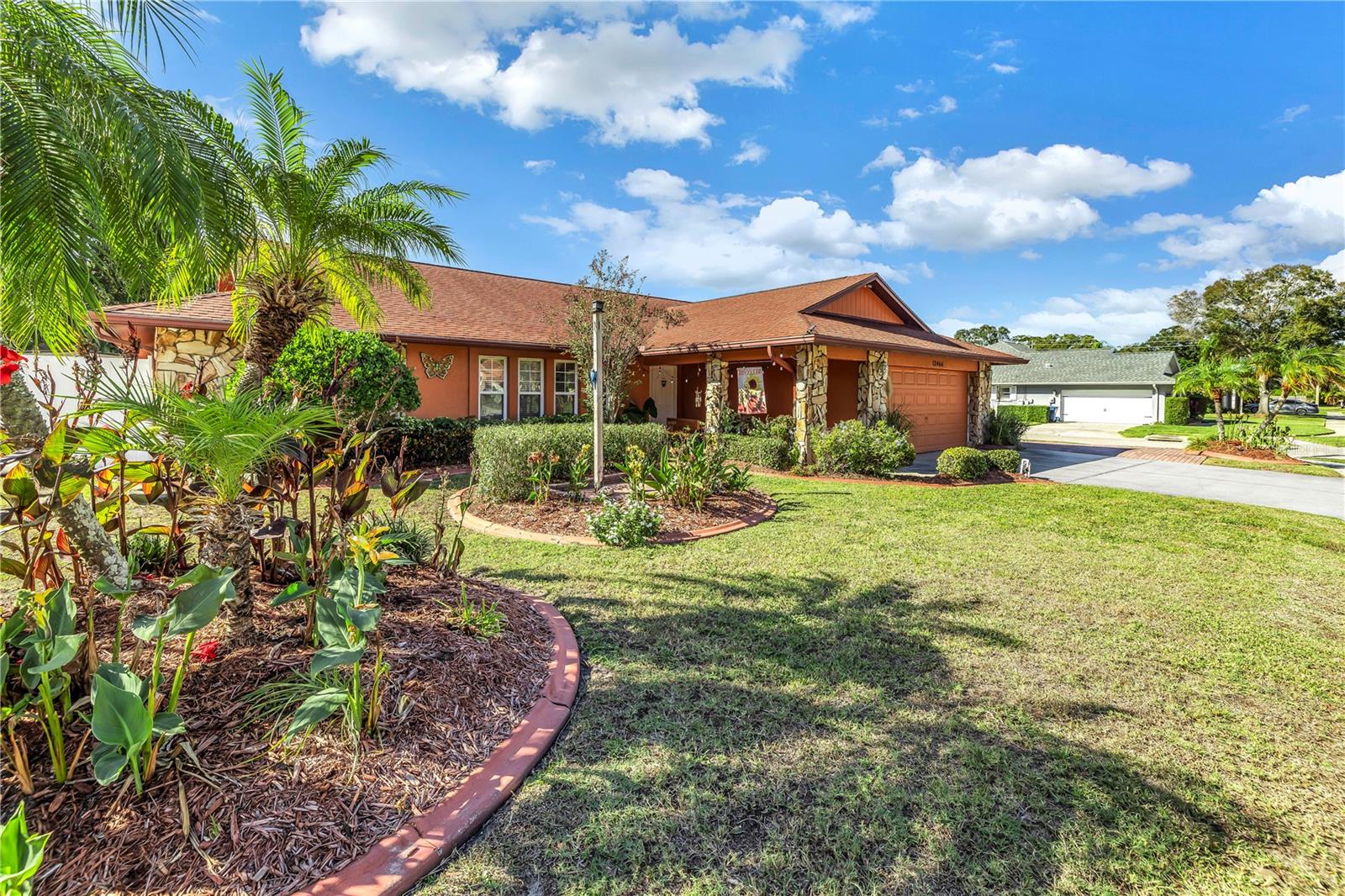 SHADOW PINES ESTATES - Residential