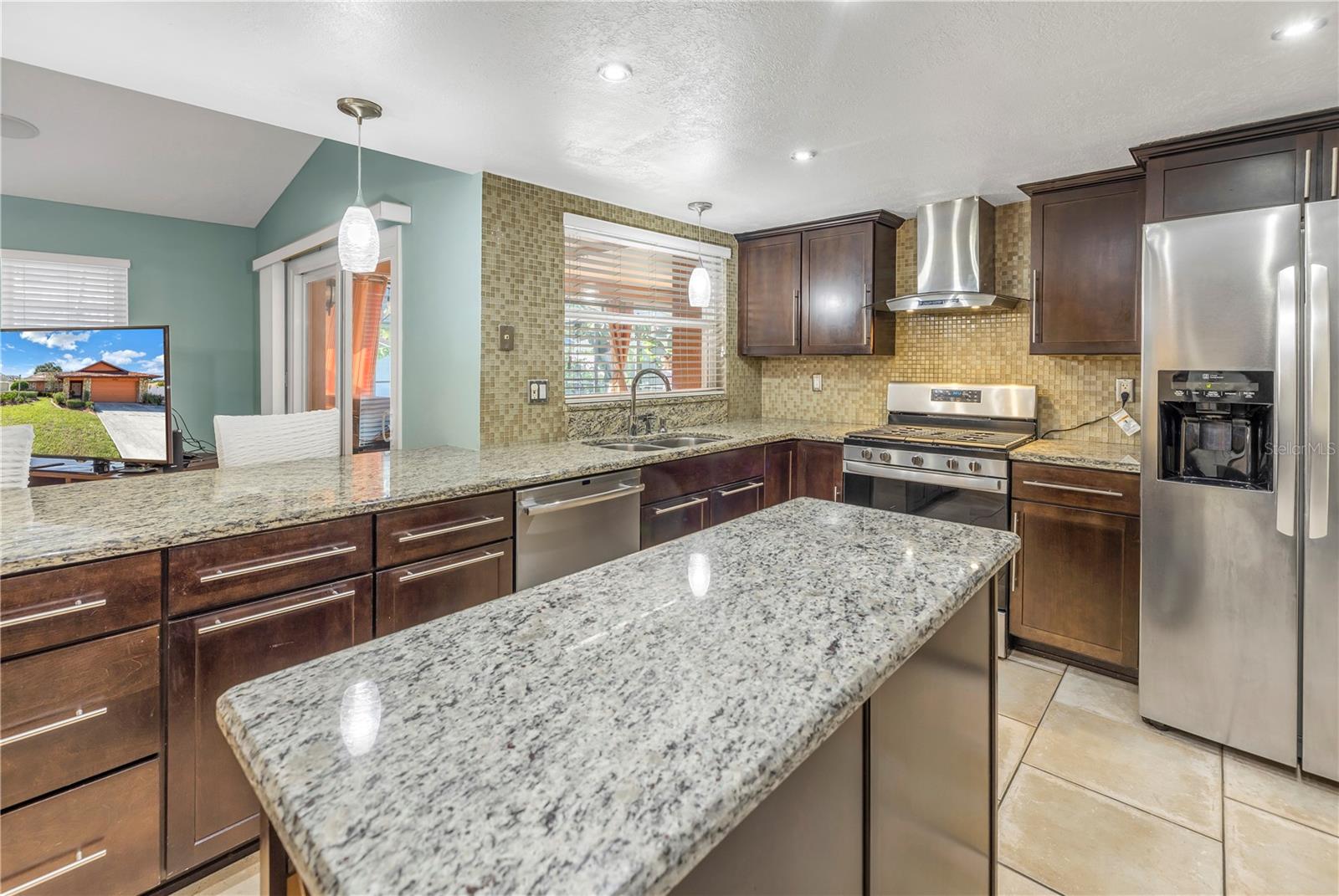 SHADOW PINES ESTATES - Residential