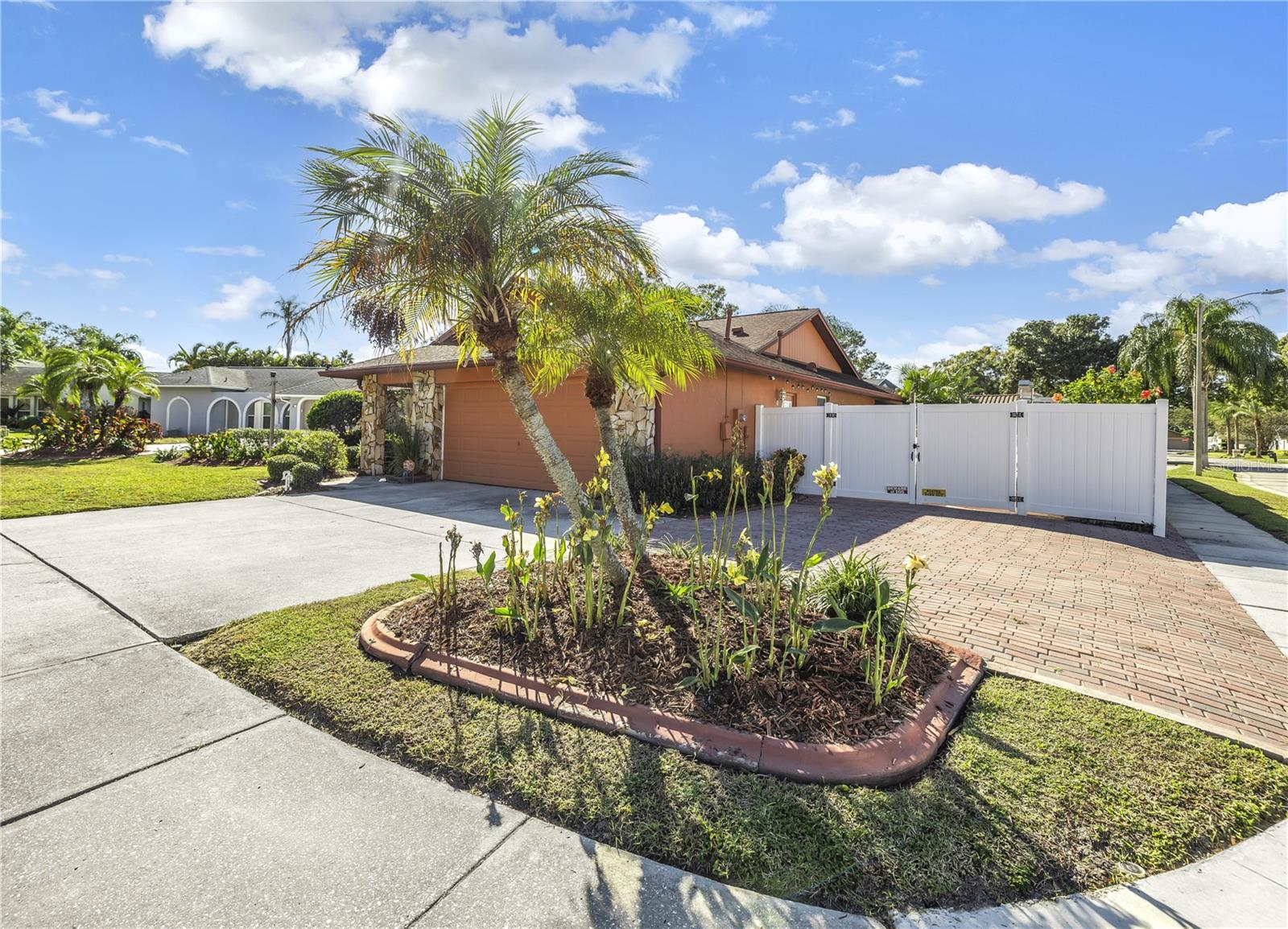 SHADOW PINES ESTATES - Residential