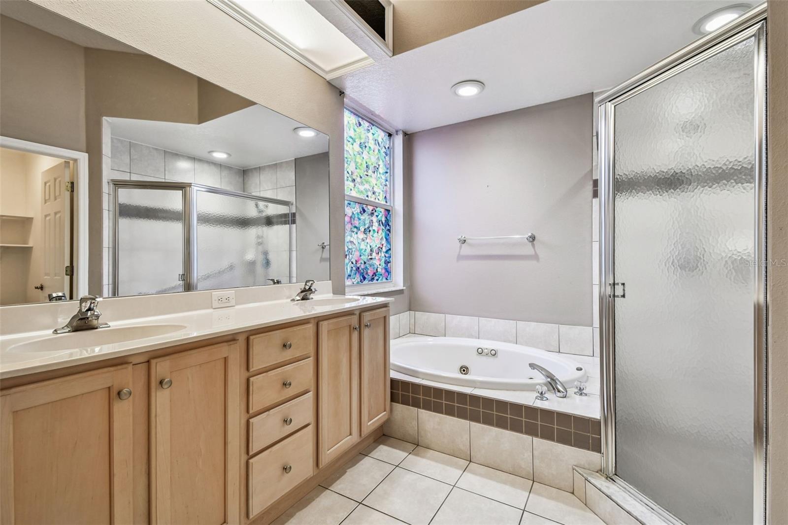 GRASSY POINTE - PH 1 - Residential