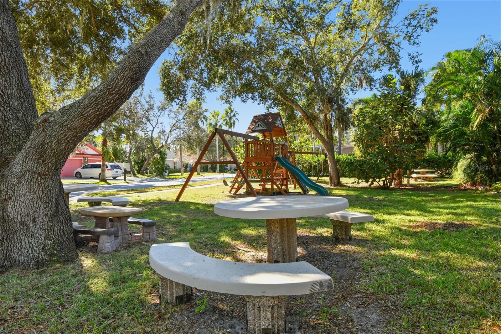 GRASSY POINTE - PH 1 - Residential