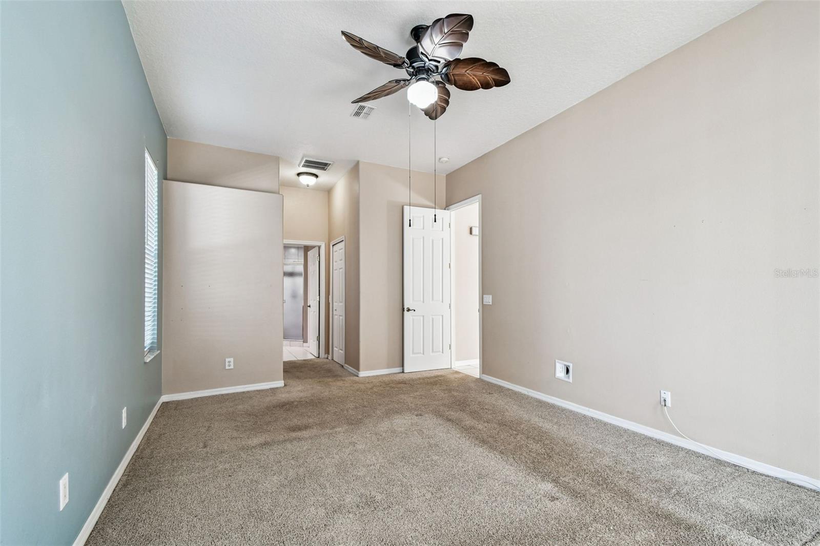 GRASSY POINTE - PH 1 - Residential