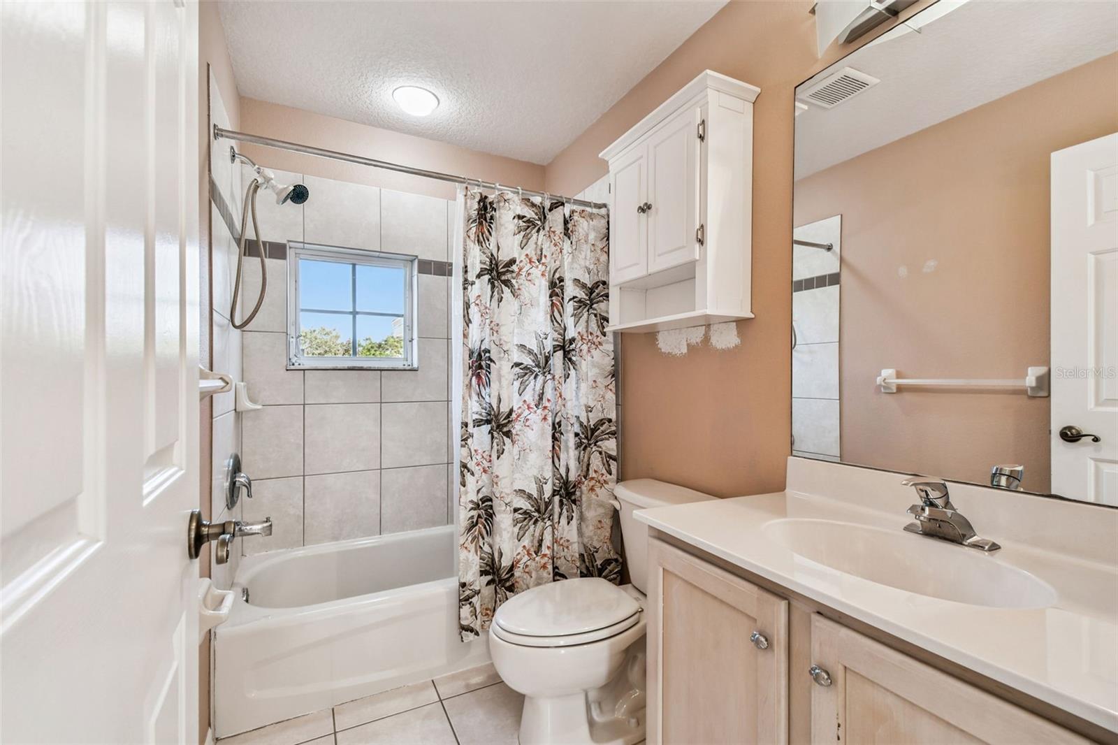 GRASSY POINTE - PH 1 - Residential