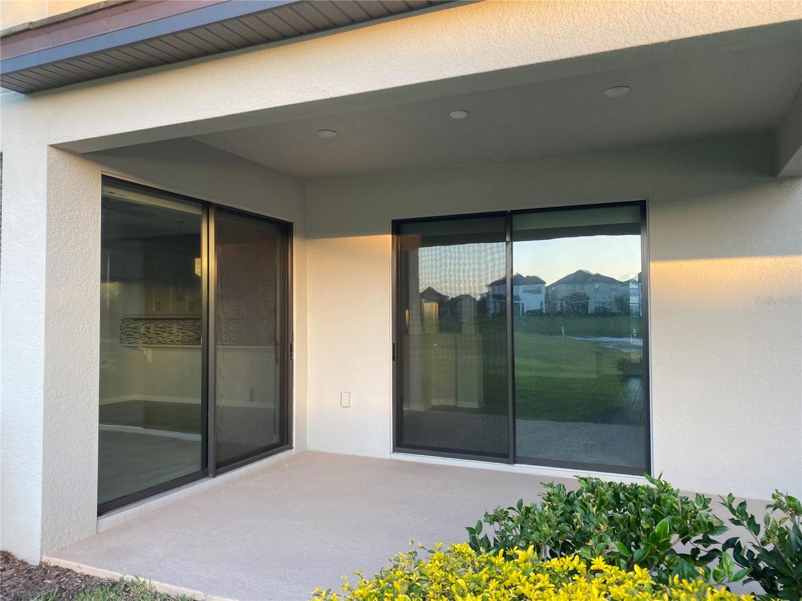 MEADOWS AT HAWKS CREST - Residential Lease