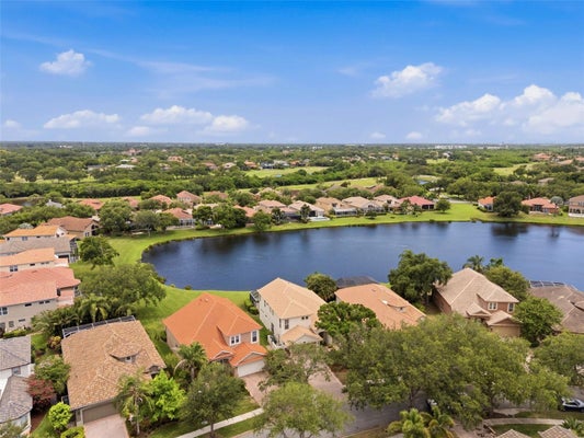 9985 SAGO POINT DR, SEMINOLE, FL 33777 - Image dfd36d608048643a3e82db3196cdca34/980540081