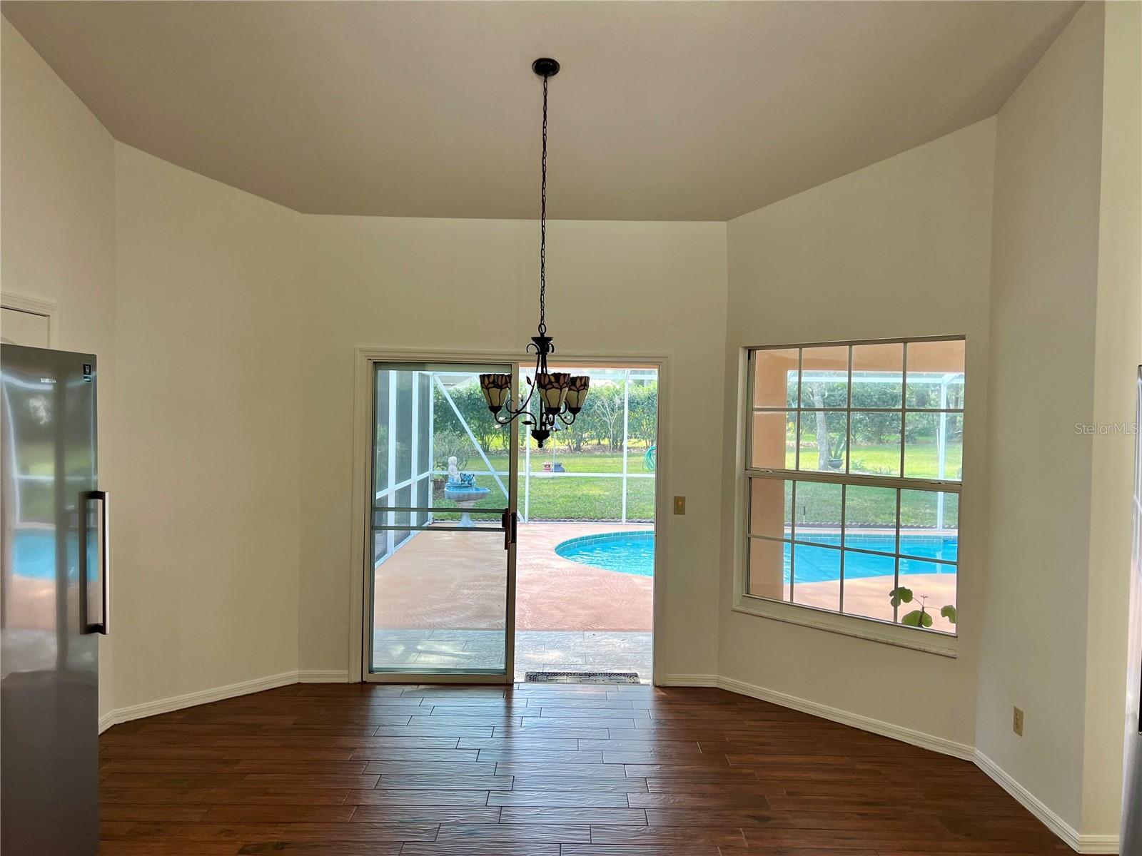 RAINBOW SPRINGS COUNTRY CLUB ESTATES - Residential