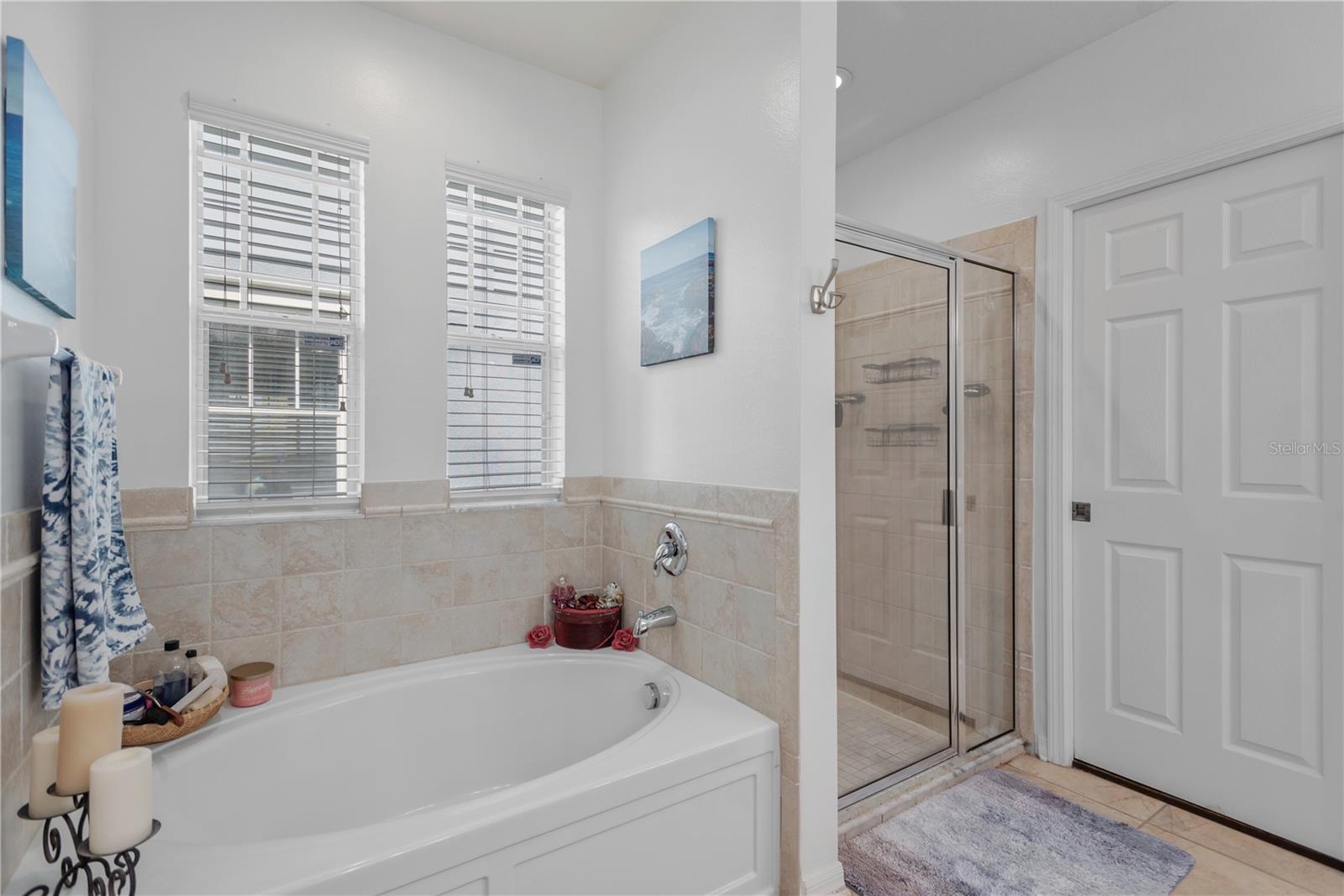 FISHHAWK RANCH TOWNCENTER PHAS - Residential