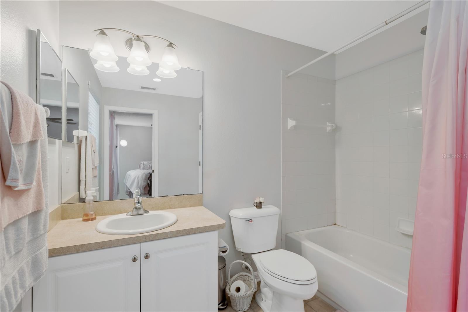 FISHHAWK RANCH TOWNCENTER PHAS - Residential