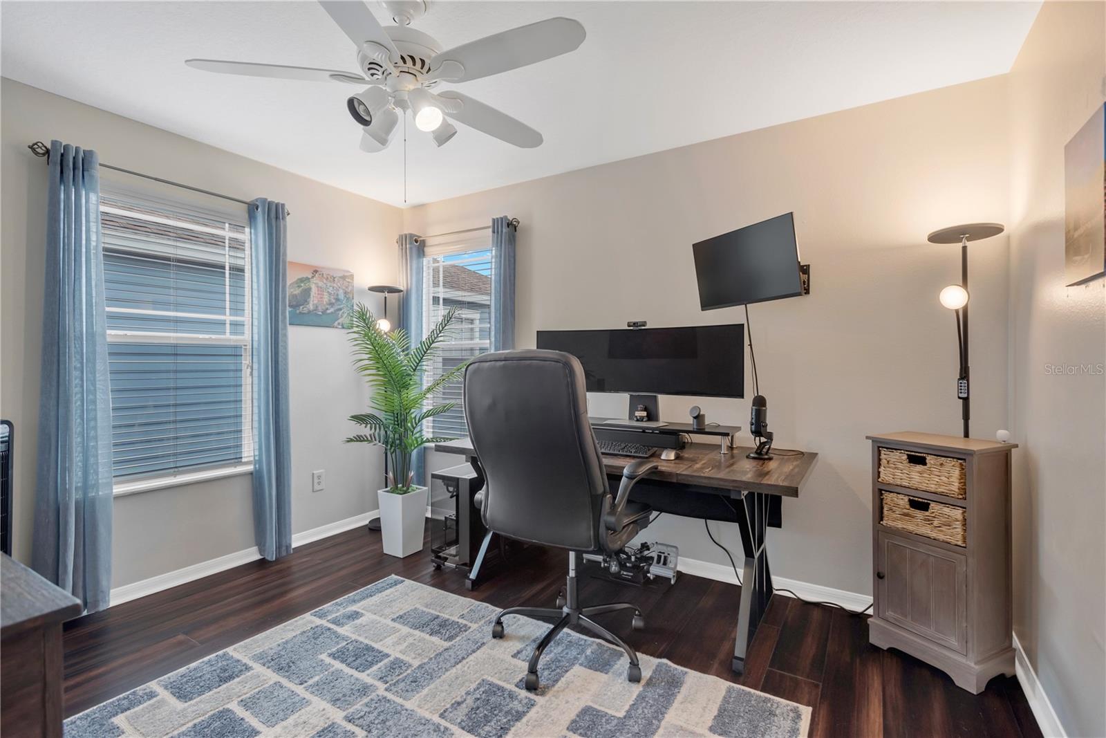 FISHHAWK RANCH TOWNCENTER PHAS - Residential