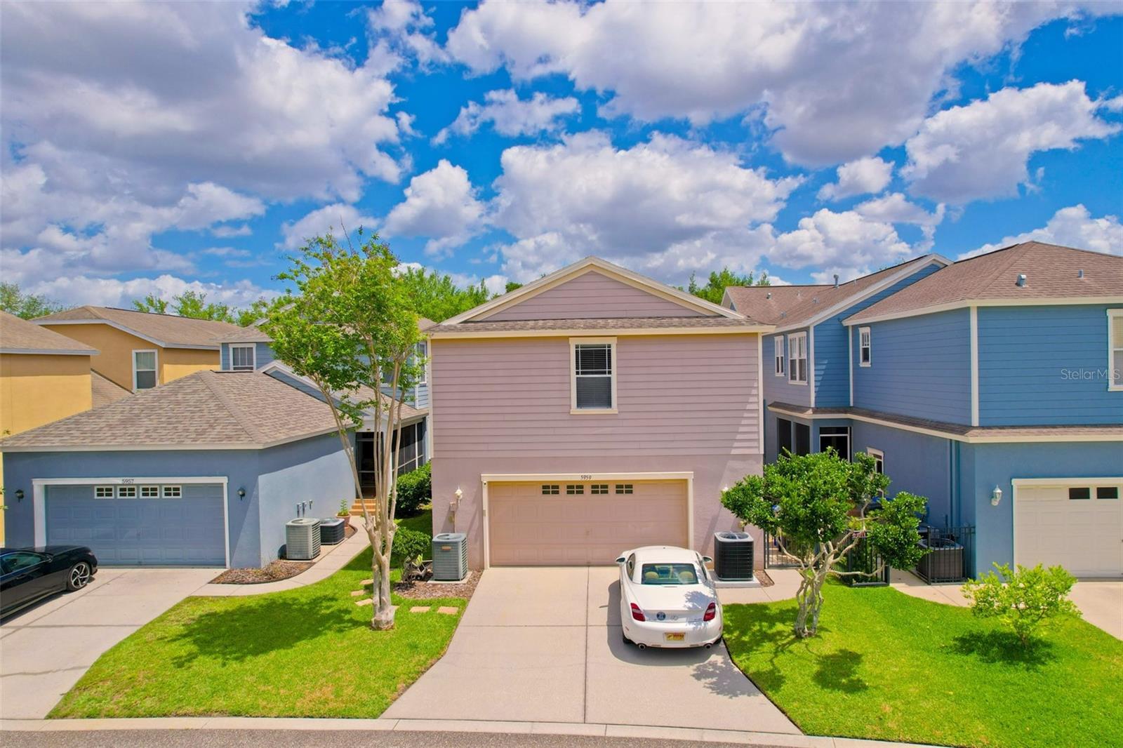 FISHHAWK RANCH TOWNCENTER PHAS - Residential