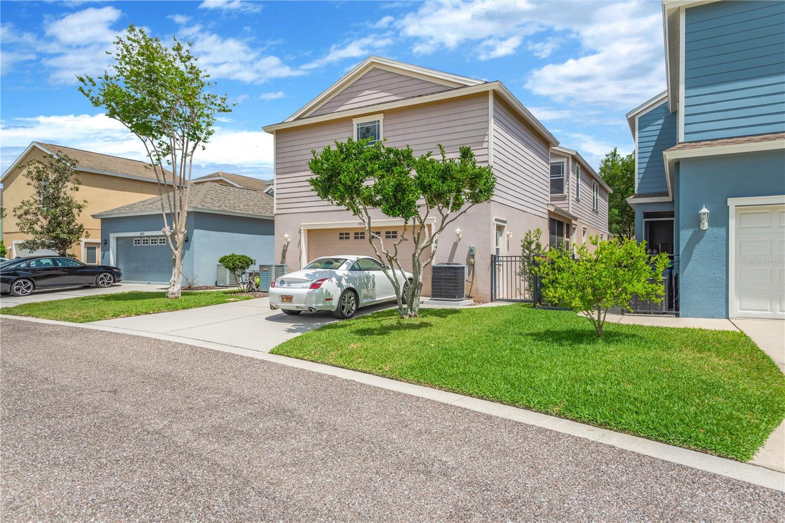 FISHHAWK RANCH TOWNCENTER PHAS - Residential