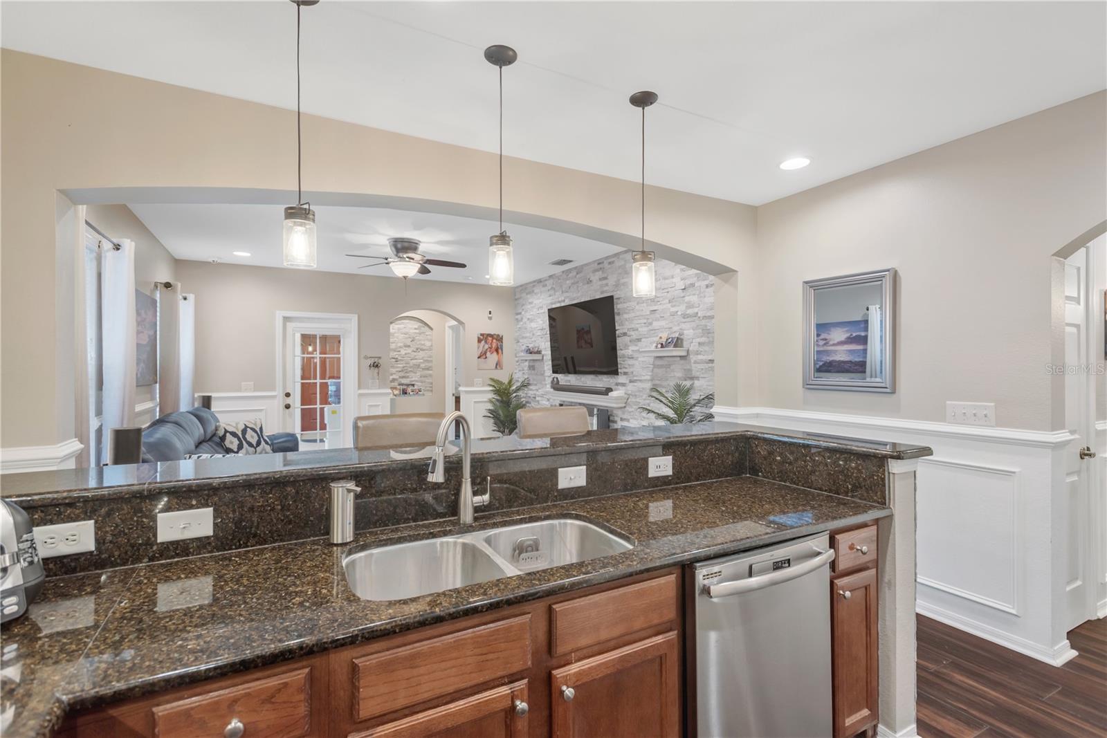 FISHHAWK RANCH TOWNCENTER PHAS - Residential