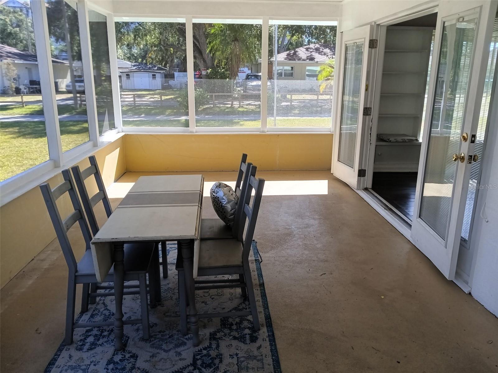 ACREAGE & UNREC - Residential Lease