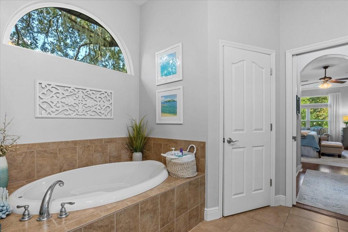 ALACHUA HIGHLANDS - Residential