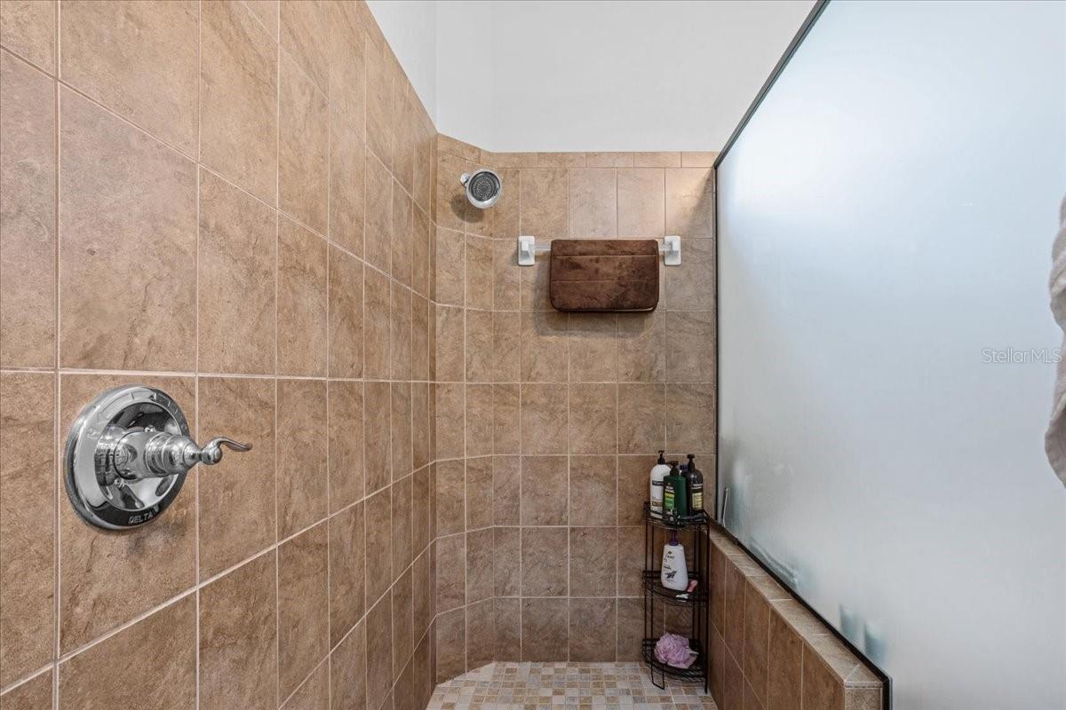 ALACHUA HIGHLANDS - Residential