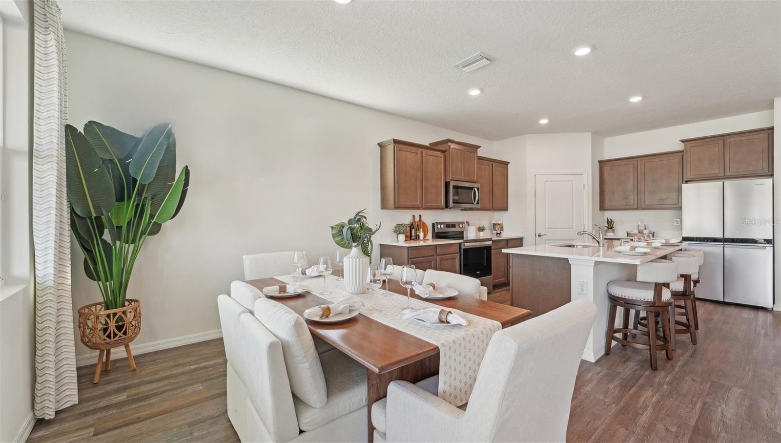 ZEPHYR LAKES - Residential