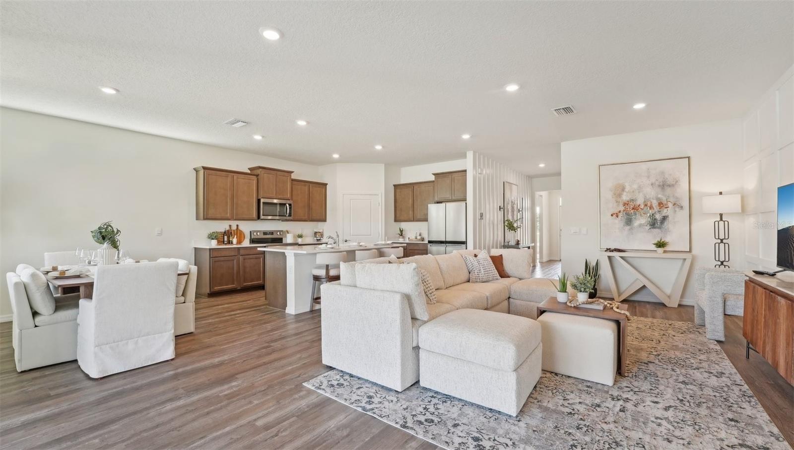 ZEPHYR LAKES - Residential