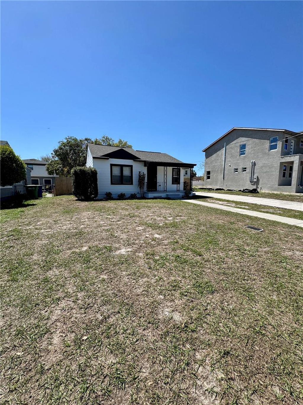 Photo of 1912 W Grace Street, Tampa, FL 33607 (MLS # TB8488734)