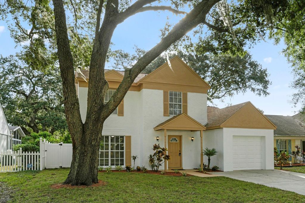 Photo of 4643 Cabbage Palm Drive, Valrico, FL 33596 (MLS # TB8437097)