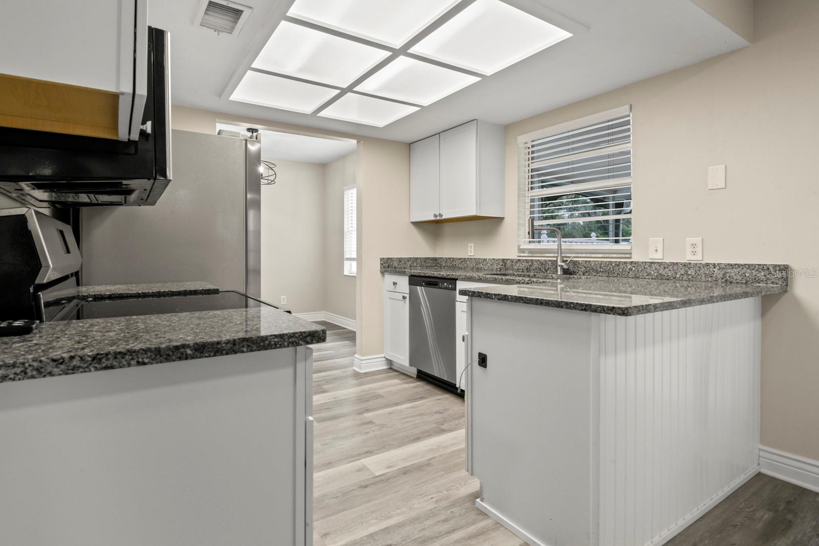 OAKDALE RIVERVIEW ESTATES - Residential