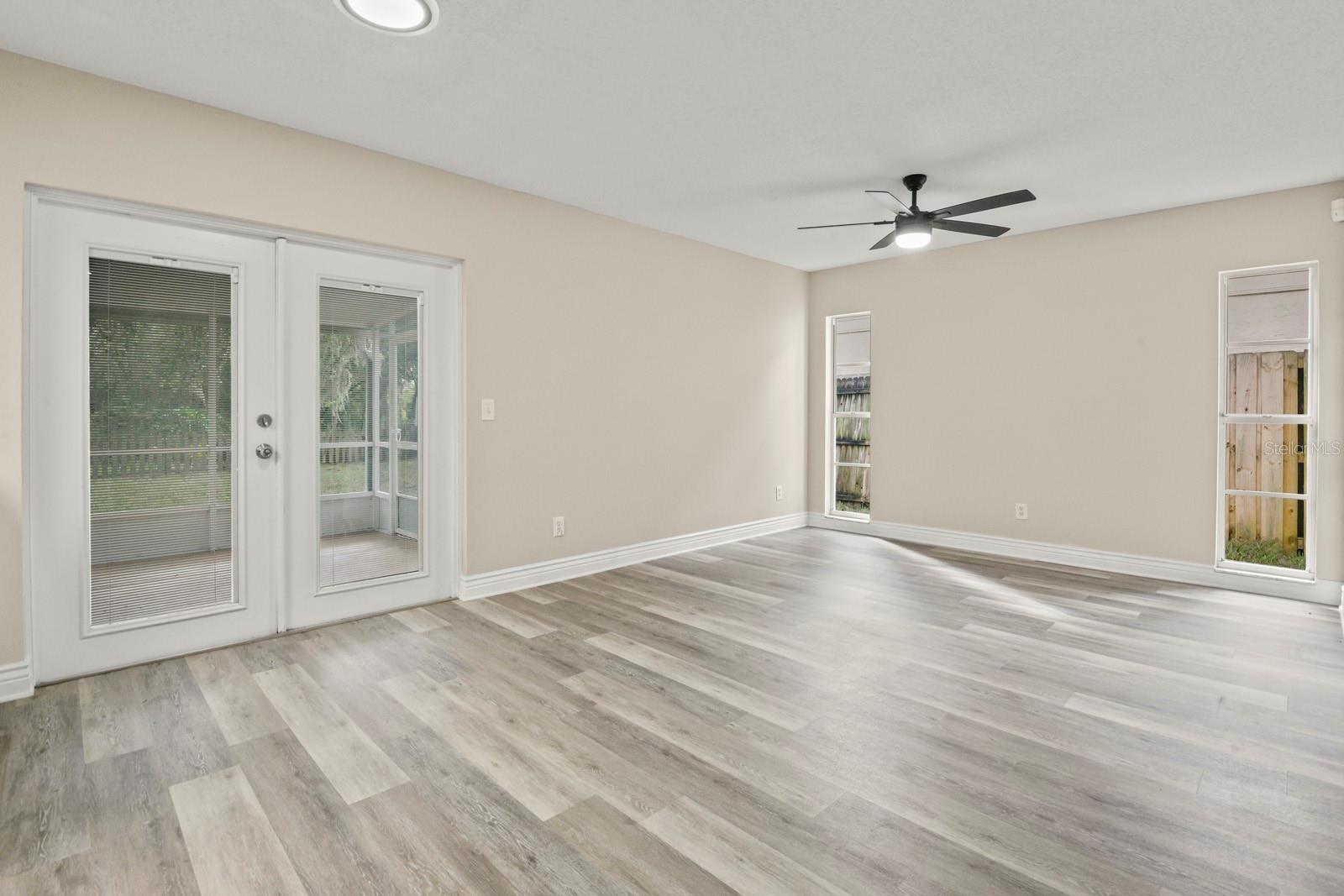 OAKDALE RIVERVIEW ESTATES - Residential