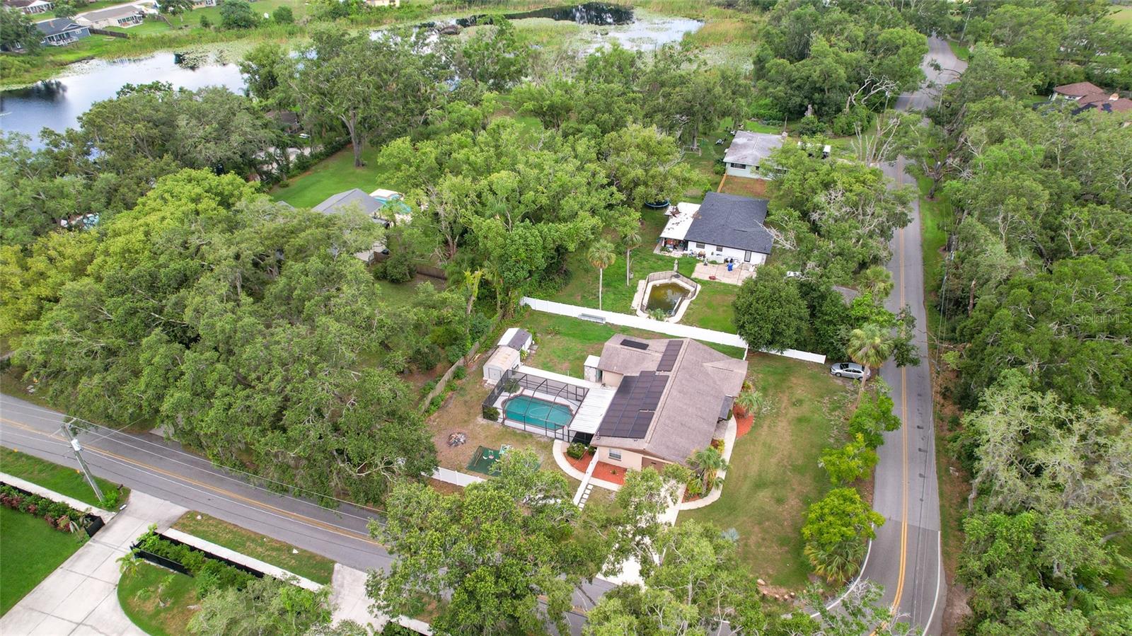 807 E CHAPMAN ROAD