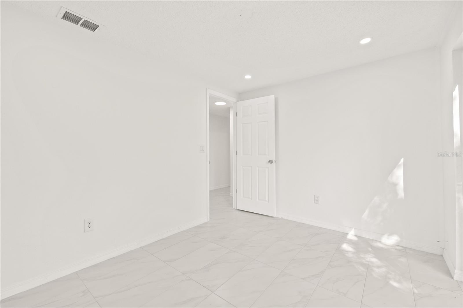 PASADENA HEIGHTS - Residential