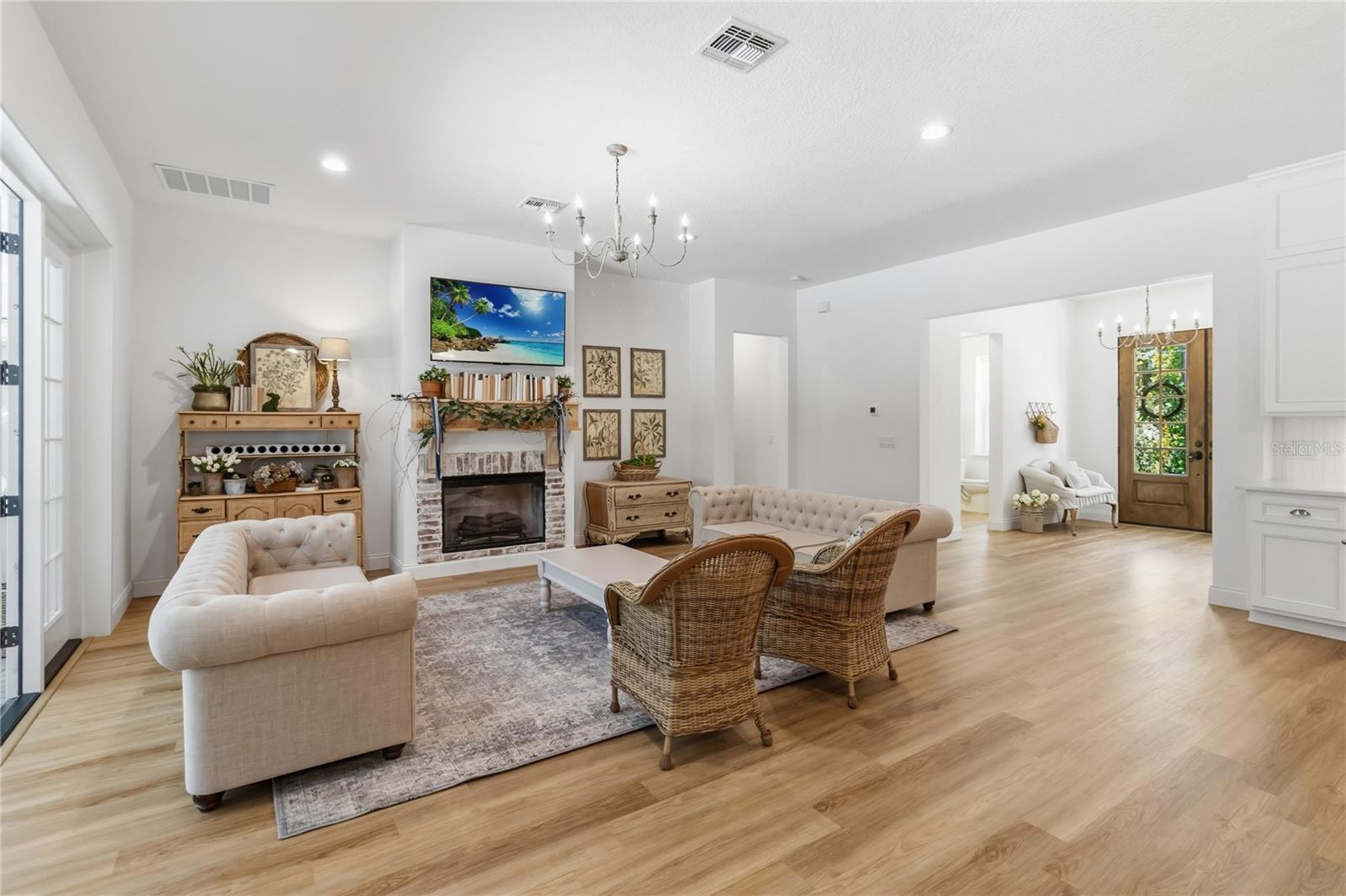 S L & I C - Residential