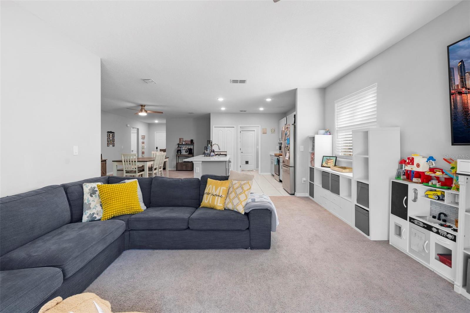 ROYAL HIGHLANDS - Residential