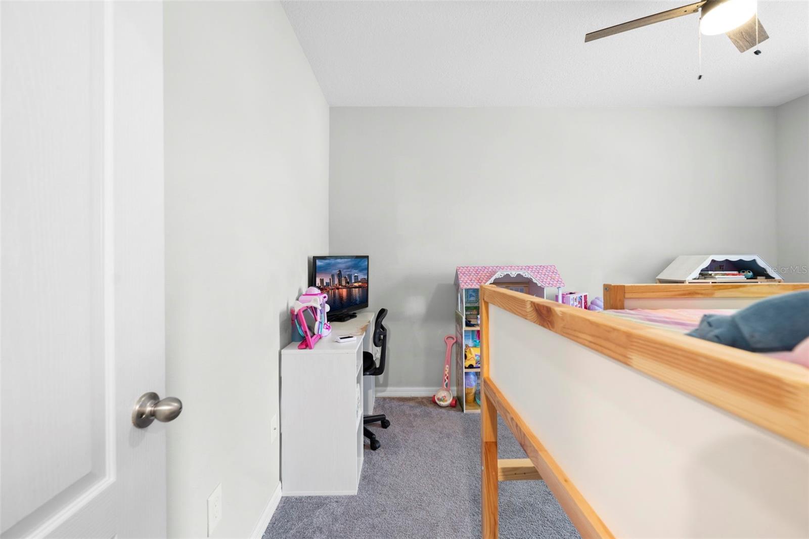 ROYAL HIGHLANDS - Residential