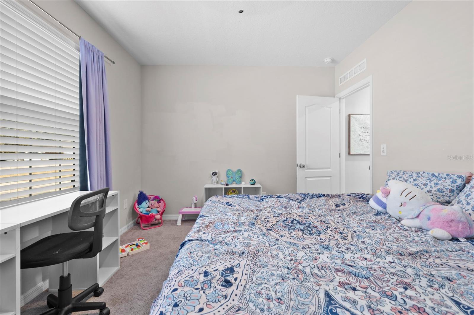 ROYAL HIGHLANDS - Residential