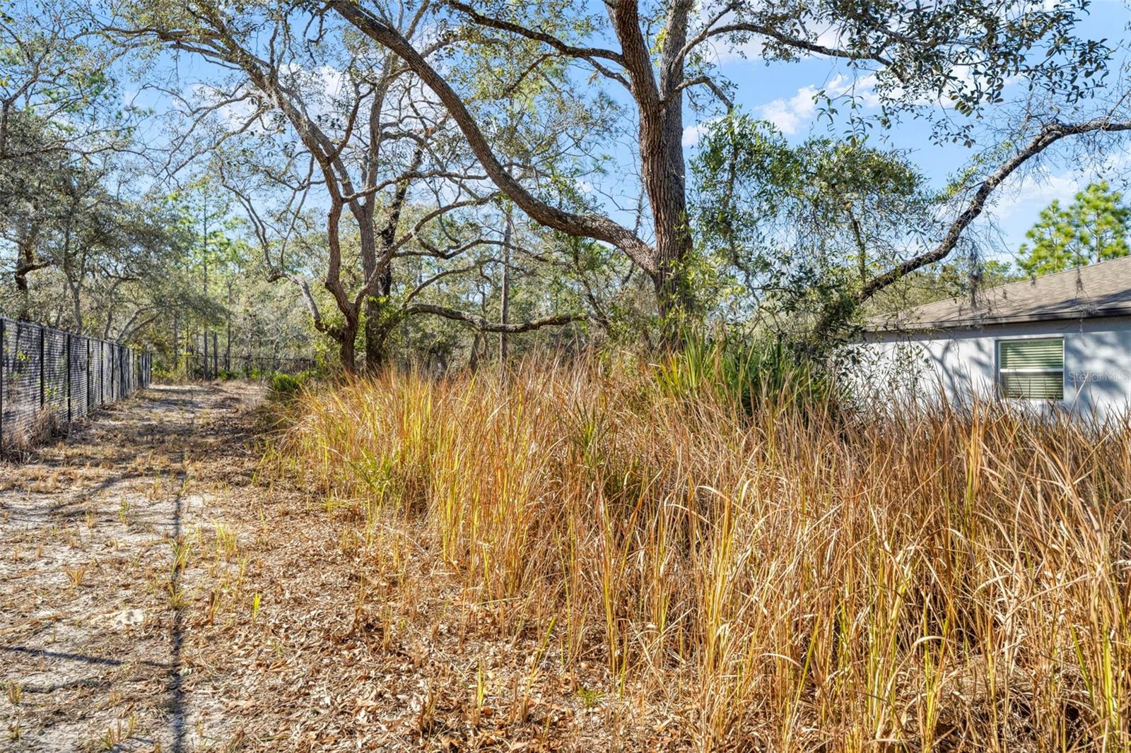 ROYAL HIGHLANDS - Residential