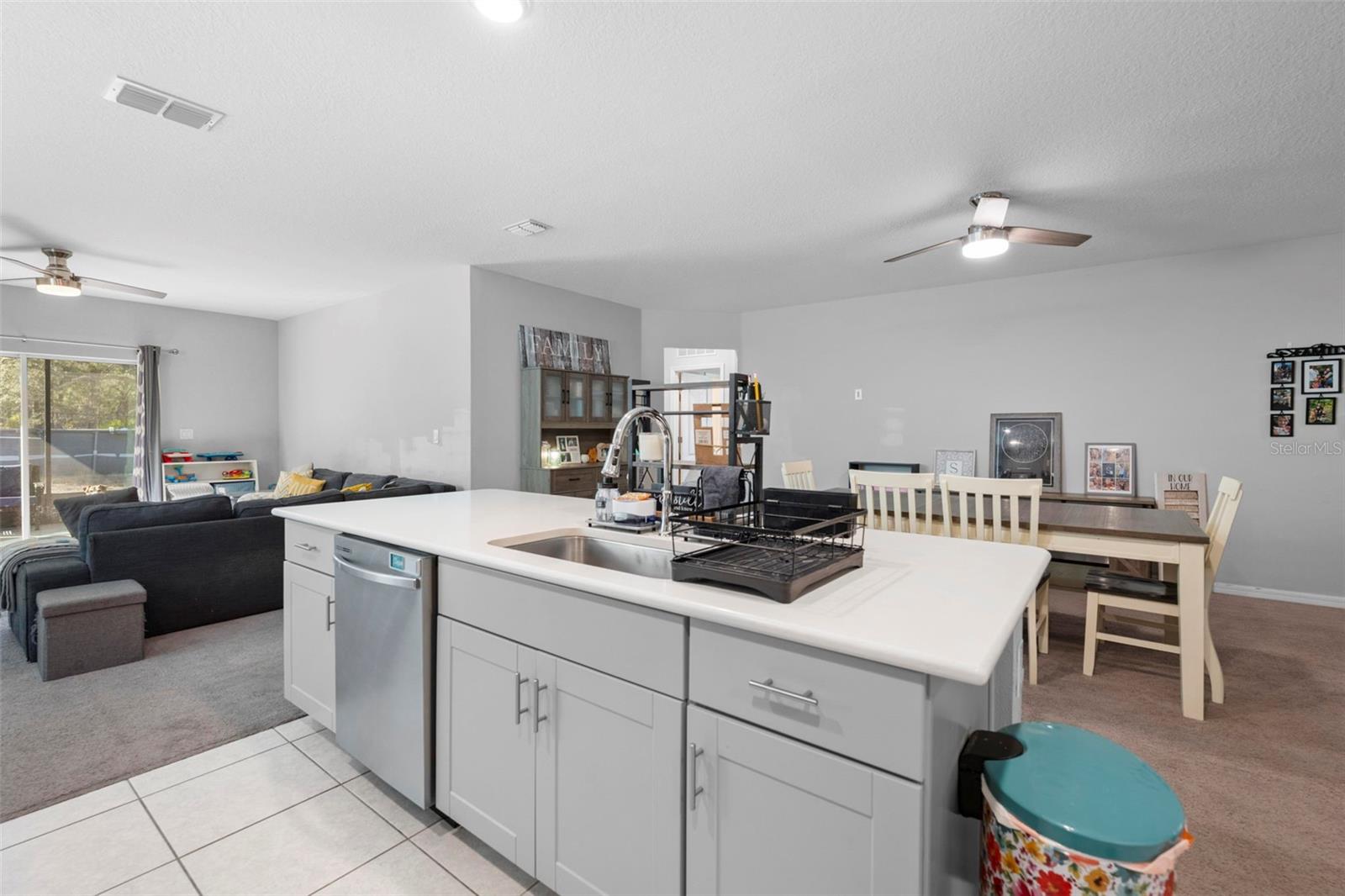 ROYAL HIGHLANDS - Residential