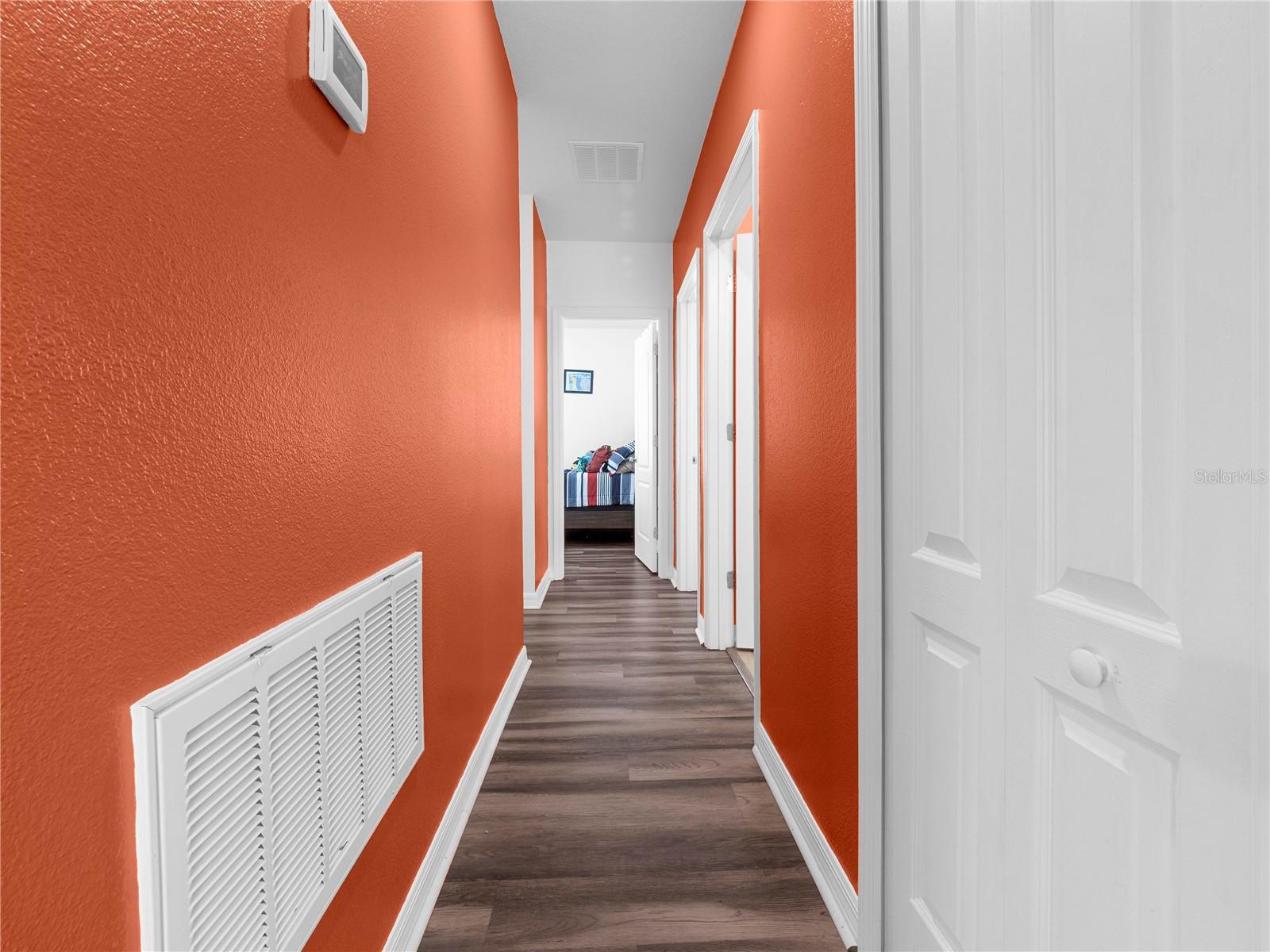 ROYAL HIGHLANDS - Residential