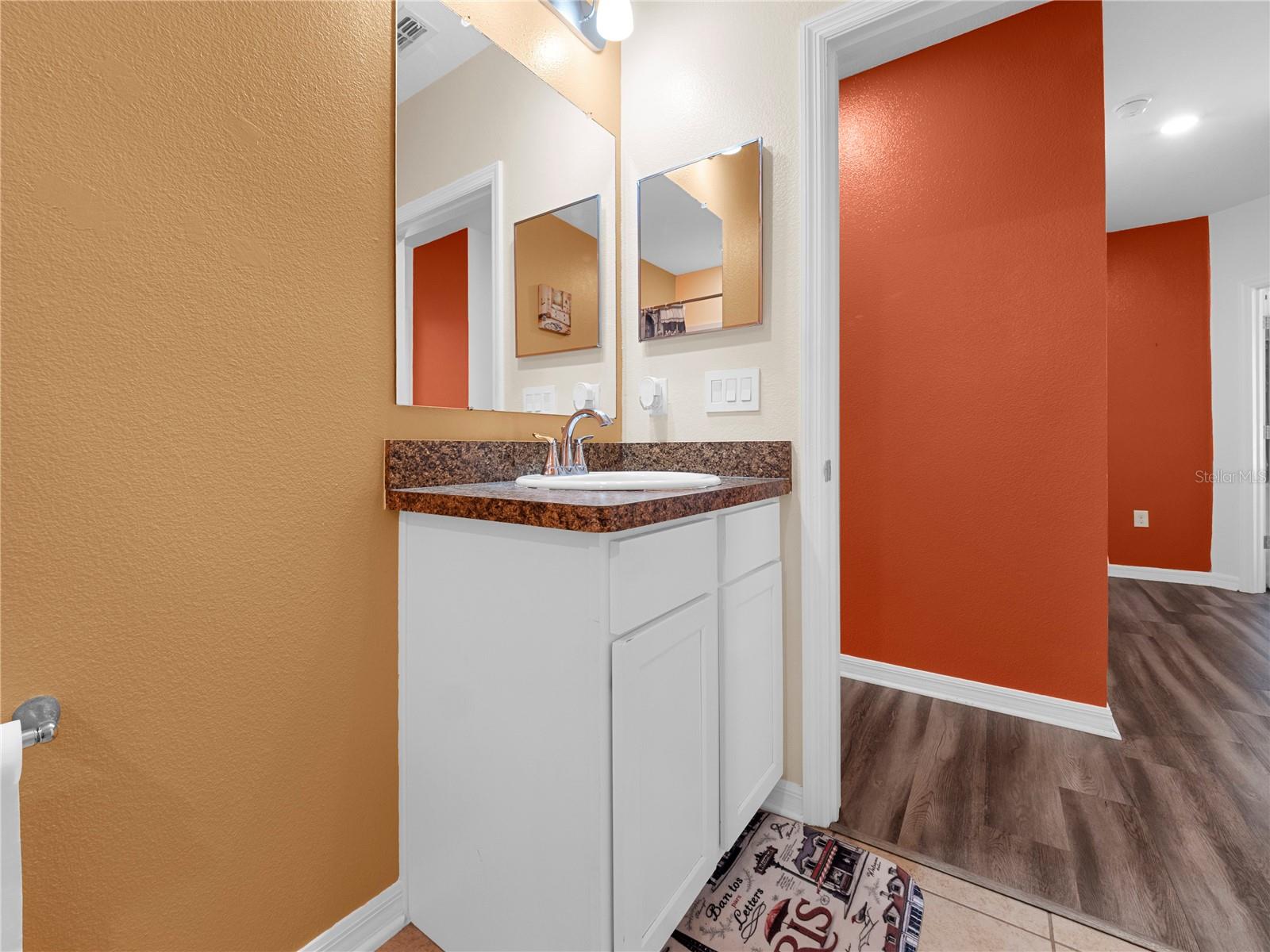 ROYAL HIGHLANDS - Residential