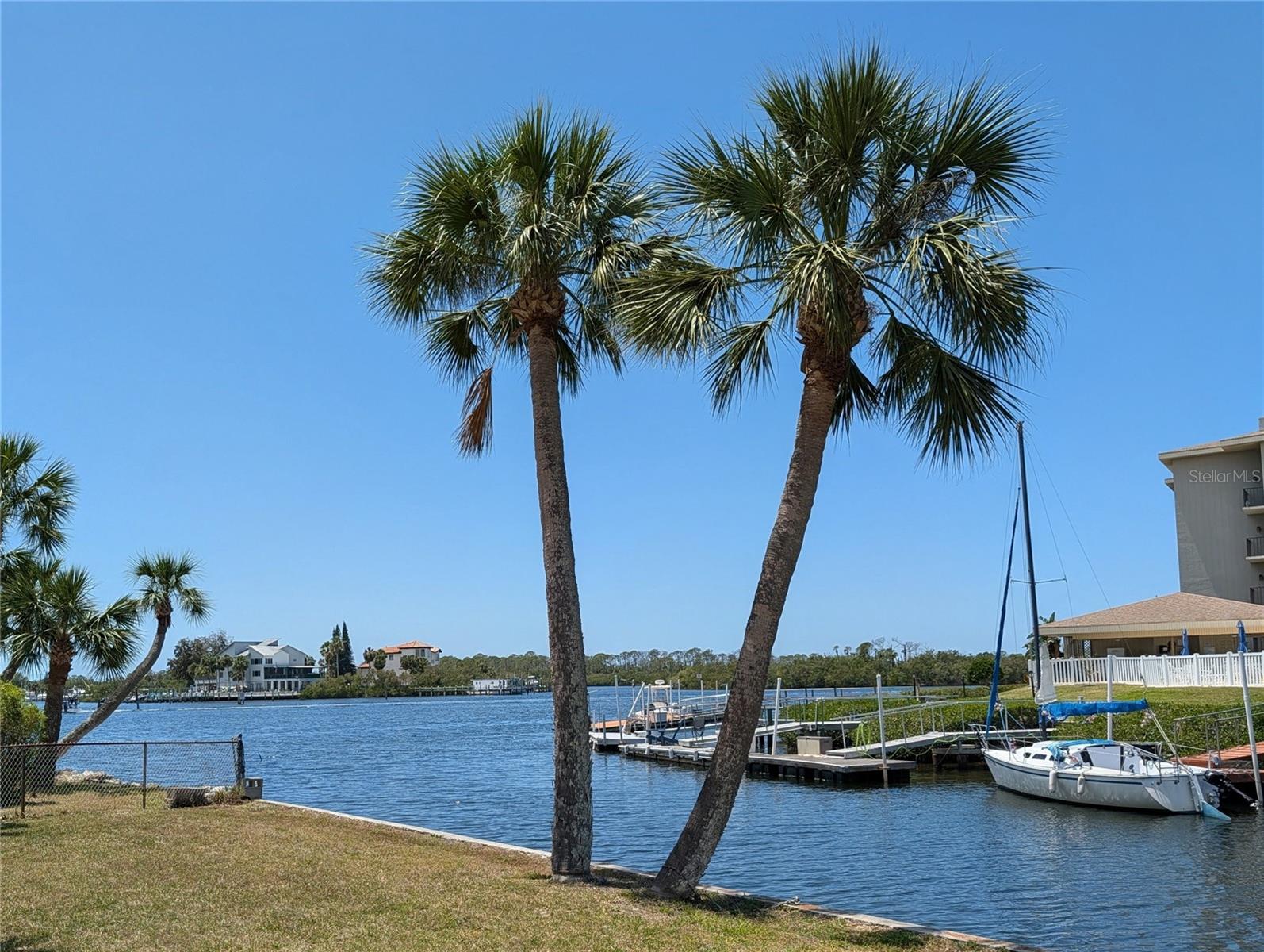 HARBOR ISLES - Residential