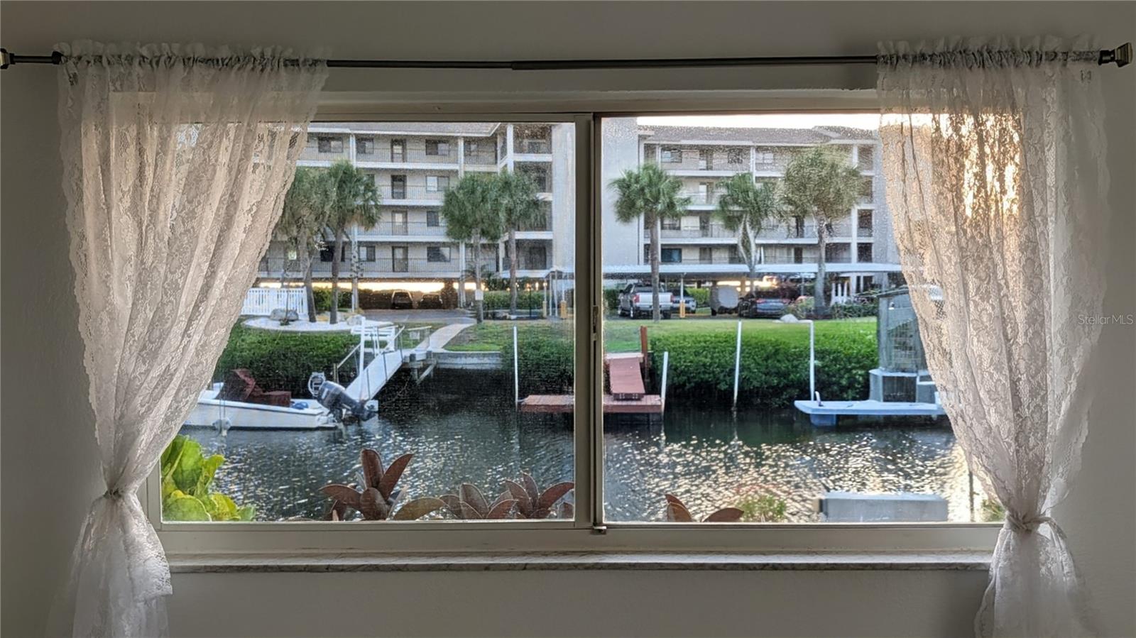 HARBOR ISLES - Residential