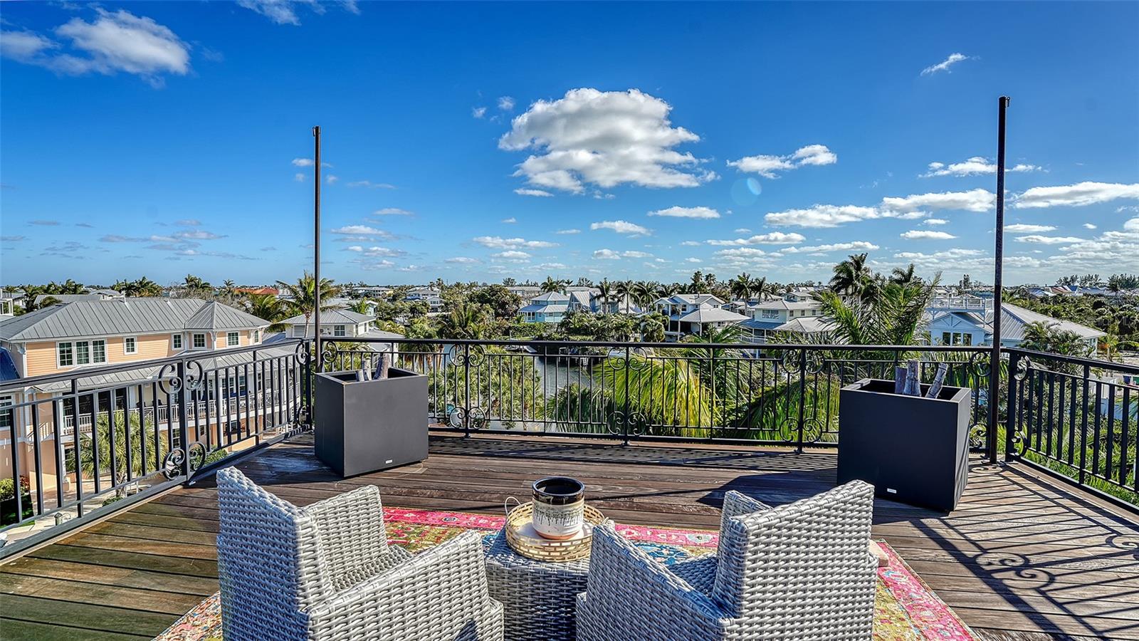 VILLA ROSA - Residential