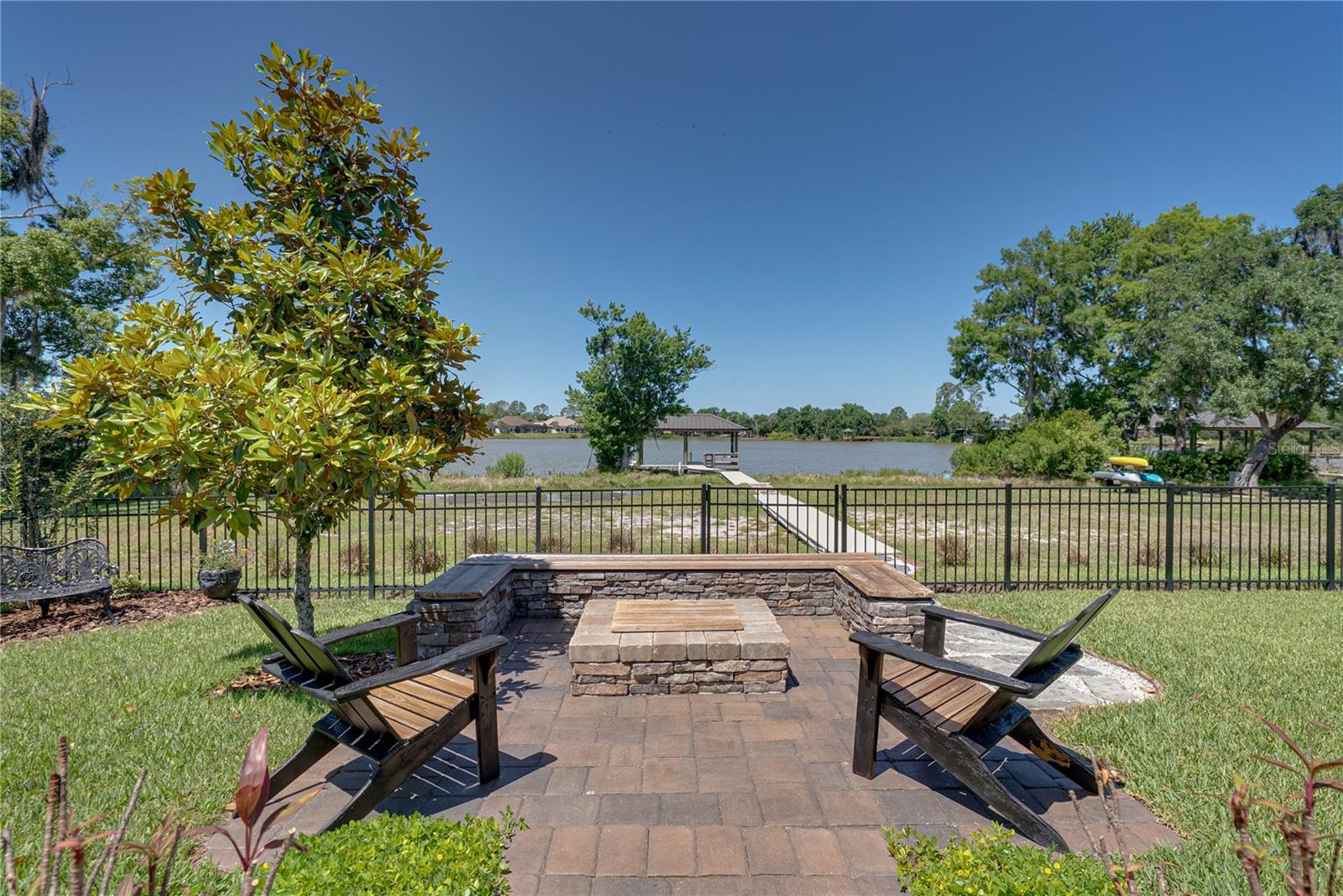 PRISTINE LAKE PRESERVE - Residential