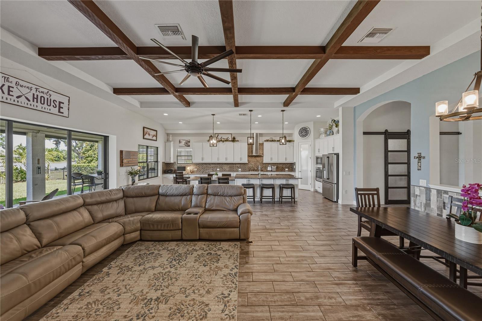 PRISTINE LAKE PRESERVE - Residential