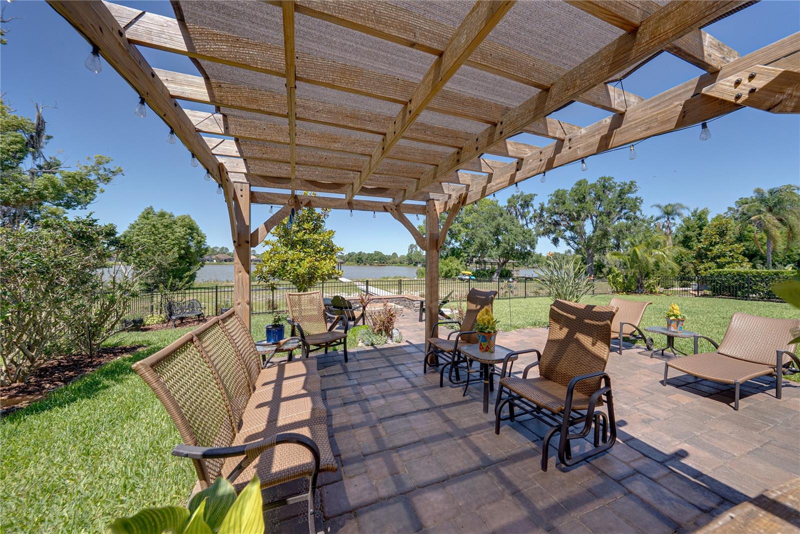 PRISTINE LAKE PRESERVE - Residential