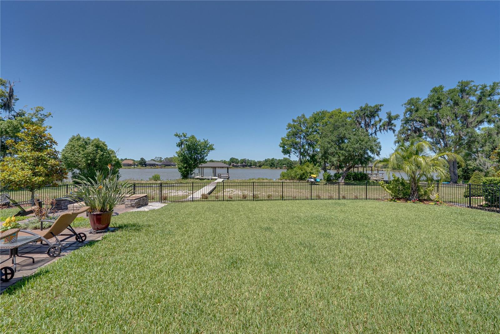PRISTINE LAKE PRESERVE - Residential